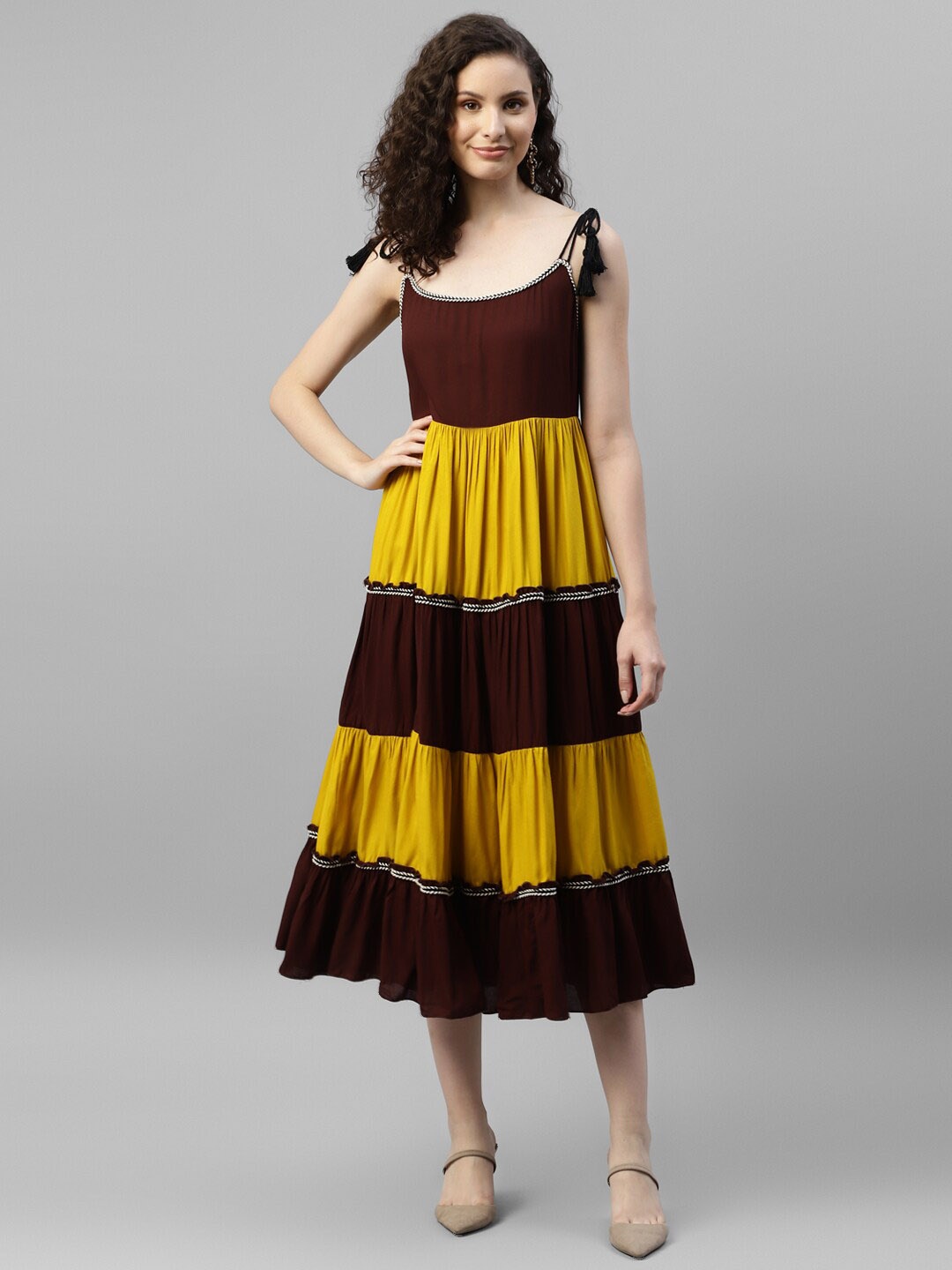 

DEEBACO Colourblocked Fit & Flare Midi Dress, Brown