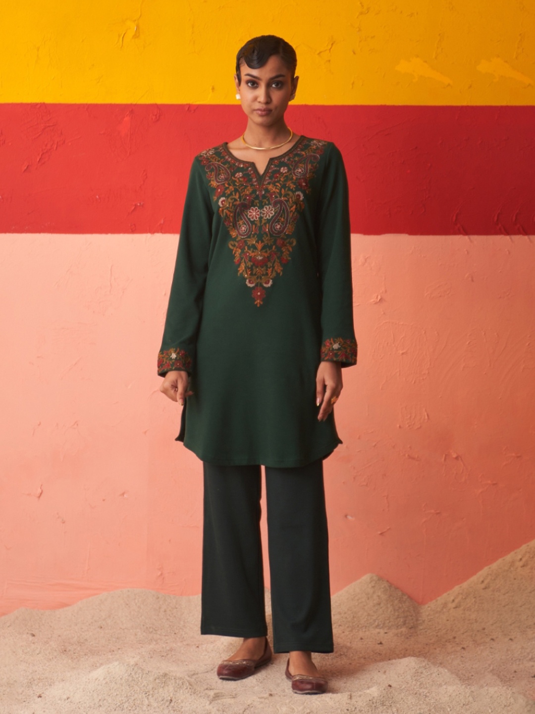 

Lakshita Ethnic Motifs Yoke Design Thread Work Woollen Kurta, Green