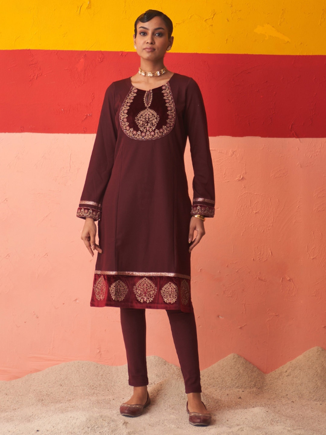 

Lakshita Ethnic Motifs Yoke Design Thread Work Woollen Straight Kurta, Maroon