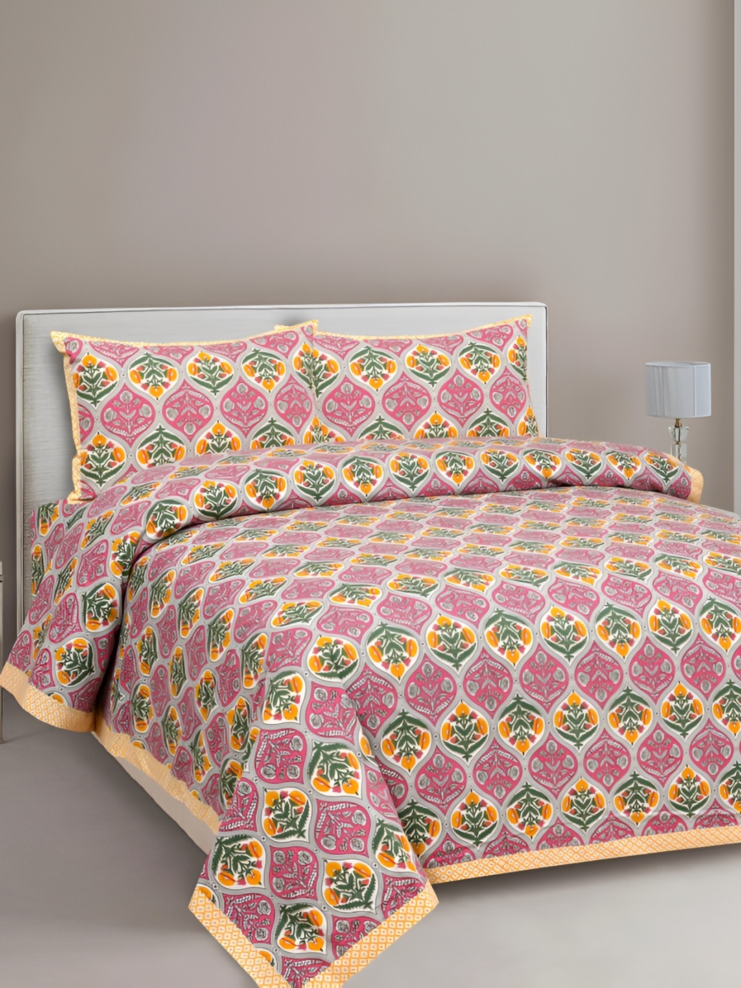 

Urban Jaipur Pink & Orange Floral Cotton 186 TC Super Queen Bedsheet with 2 Pillow Covers