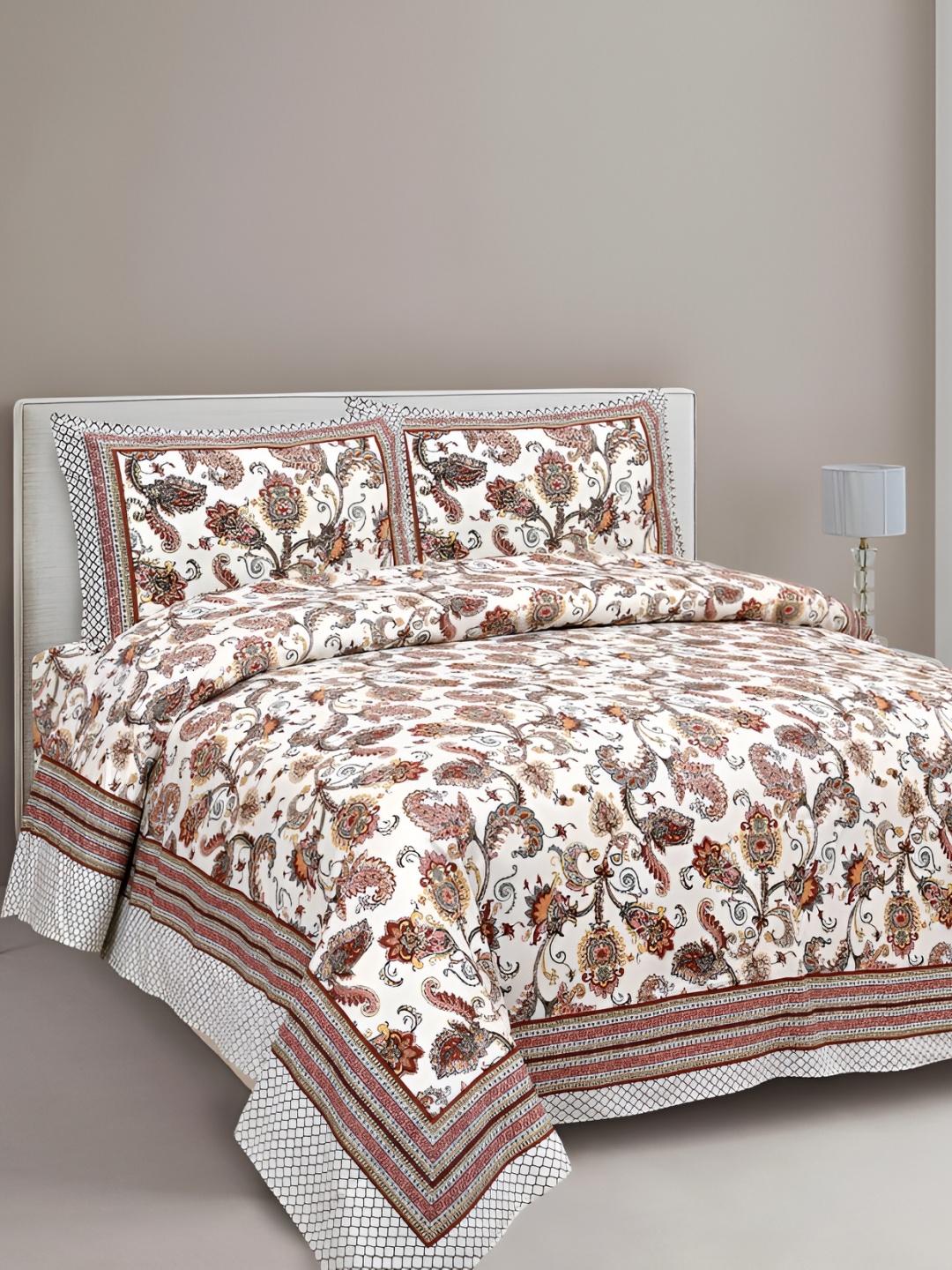 

Urban Jaipur Red & Off White Cotton 186 TC Super Queen Bedsheet with 2 Pillow Covers
