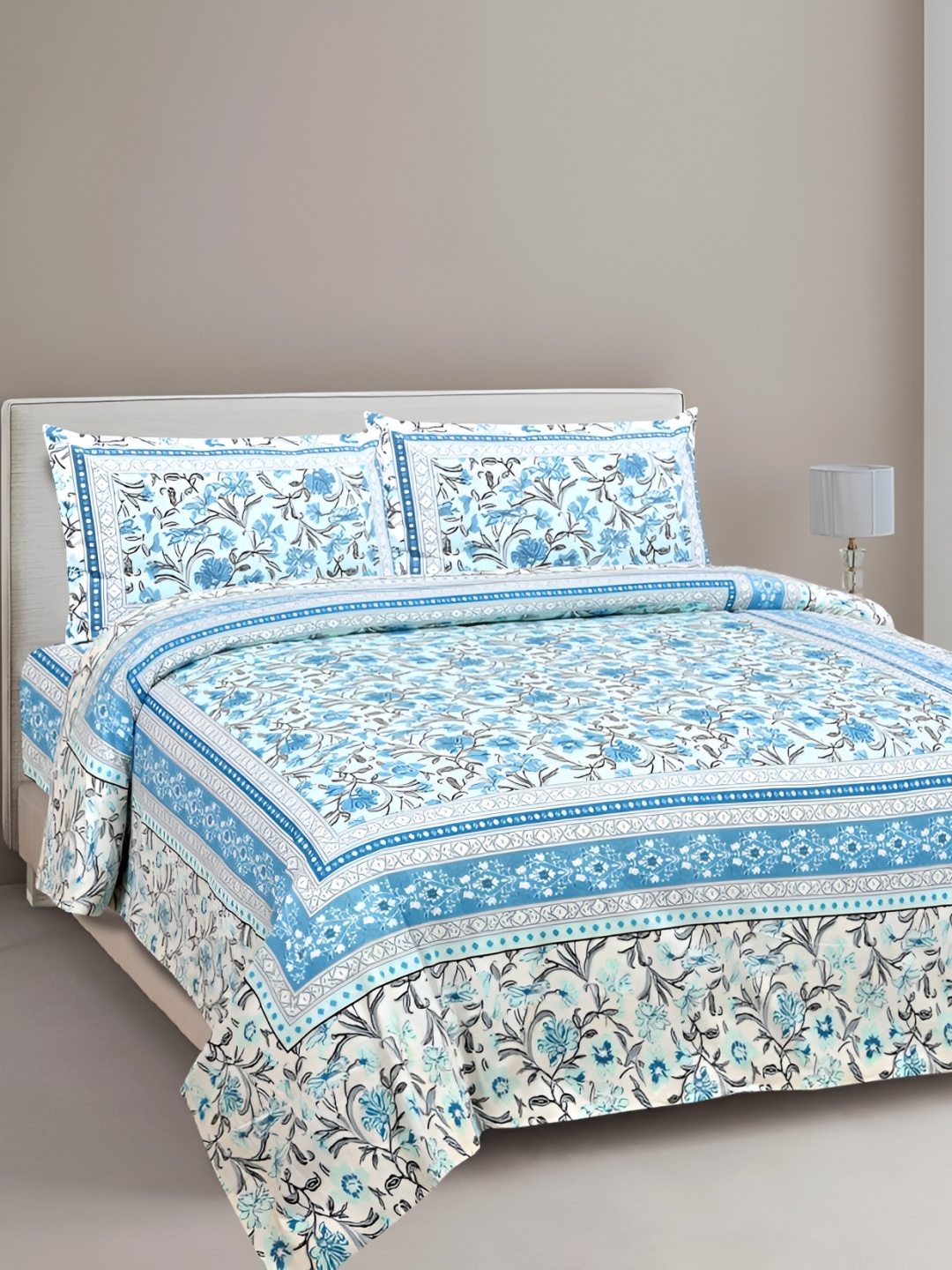 

Urban Jaipur Blue Floral Cotton 186 TC King Bedsheet With 2 Pillow Covers