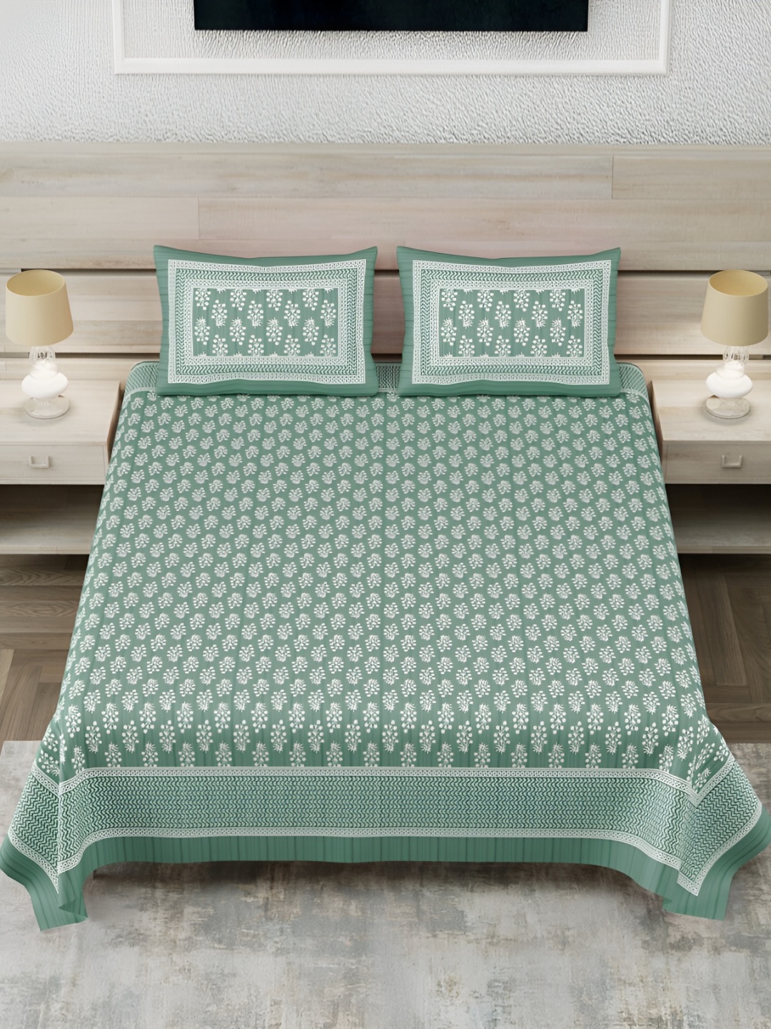 

Urban Jaipur Green White Floral Cotton 210 TC King Bedsheet With 2 Pillow Covers
