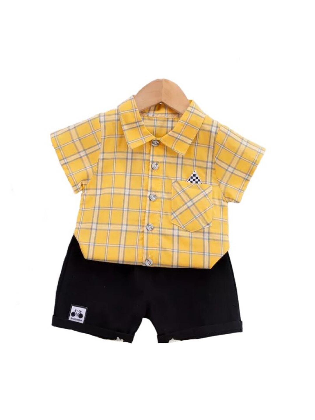 

StyleCast Kids Yellow Checked Pure Cotton T-shirt with Shorts