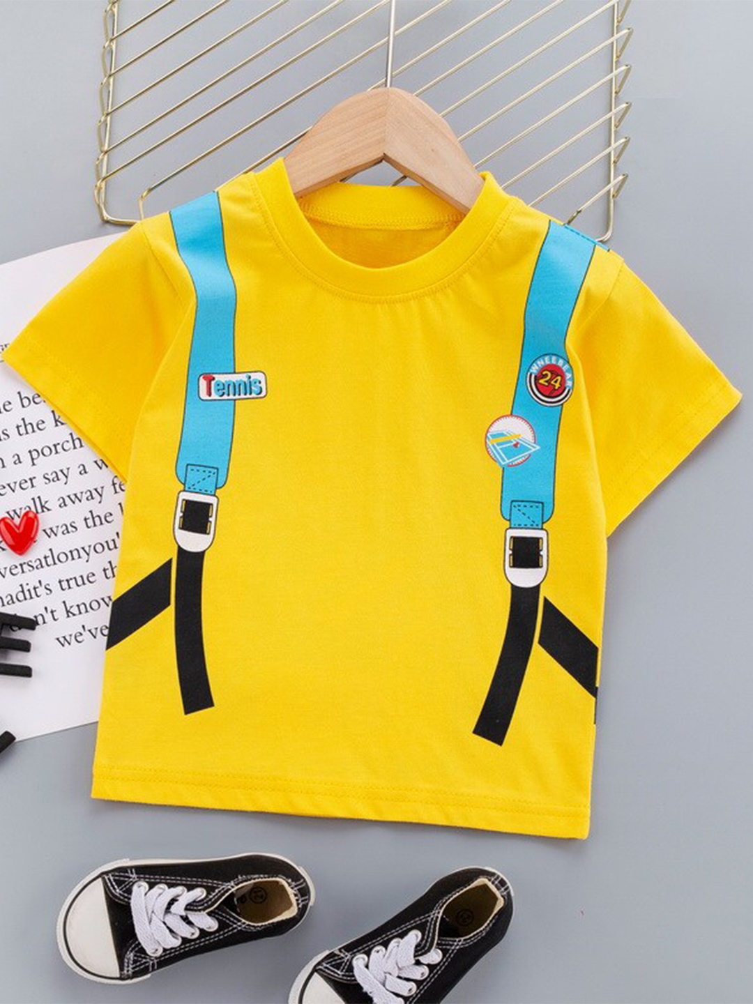 

StyleCast Kids Graphic Printed Pure Cotton T-shirt With Shorts, Yellow