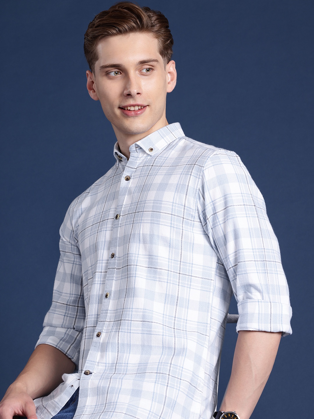 

Mast & Harbour Men Standard Checked Pure Cotton Casual Shirt, Blue