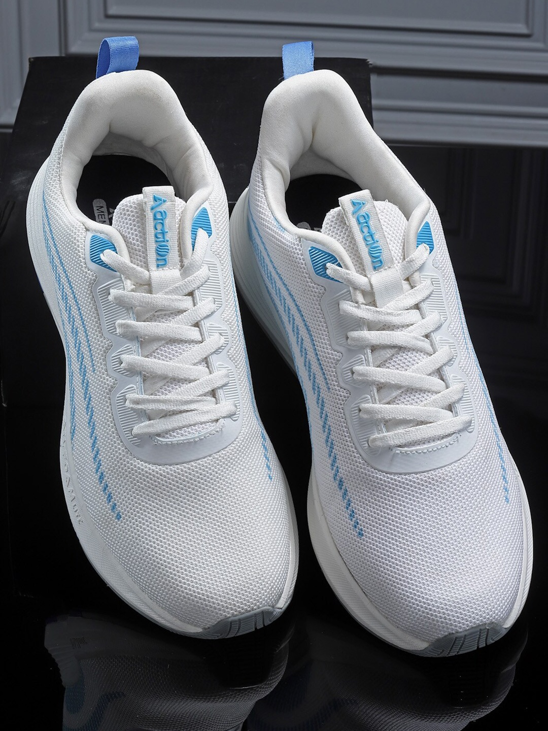 

Action Men Mesh Lightweight Running Shoes, White