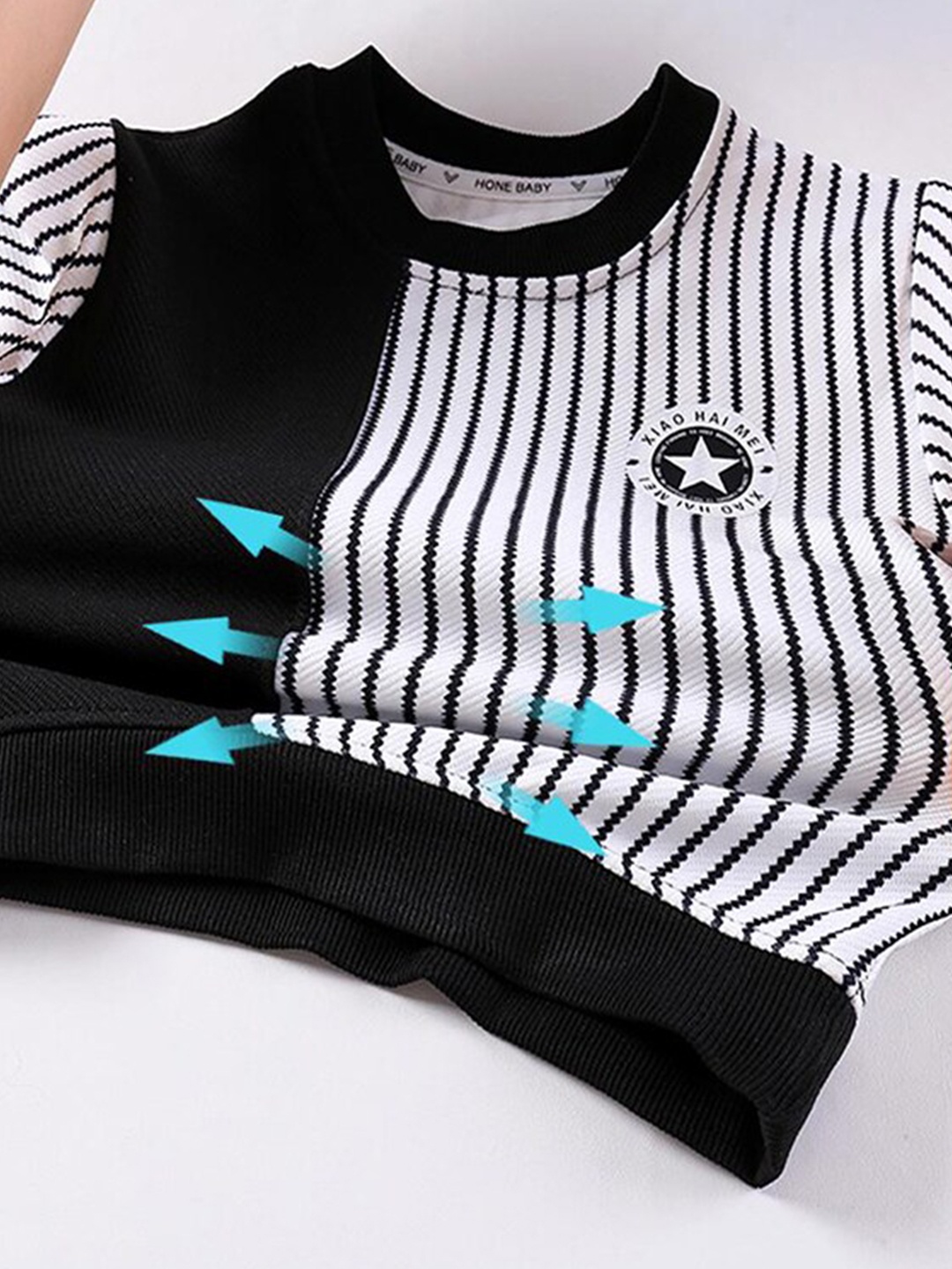 

StyleCast Boys Black Striped Long Sleeve Pullover Sweatshirt