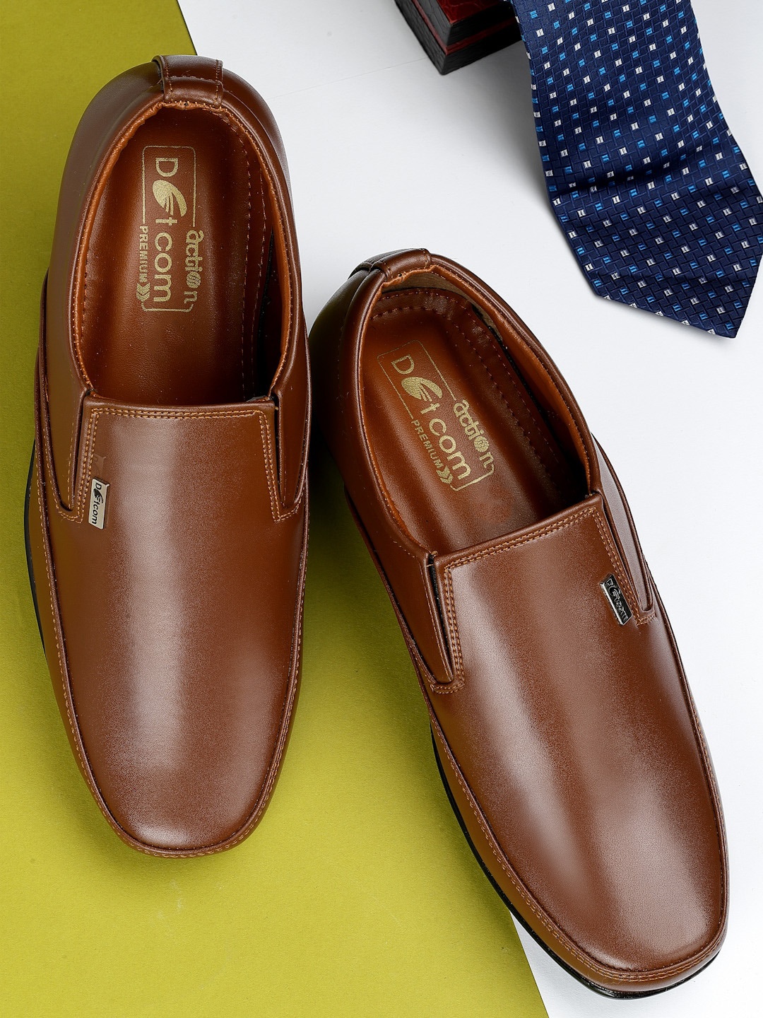 

Action Men Lightweight Comfort Insole Loafers, Tan