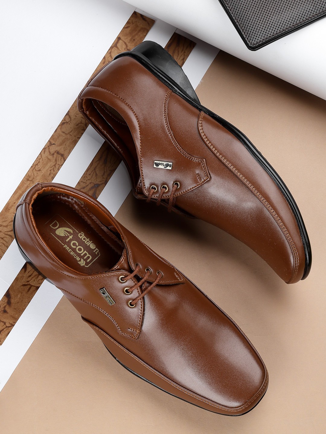 

Action Men Lightweight Comfortable Lace-Up Derbys, Tan