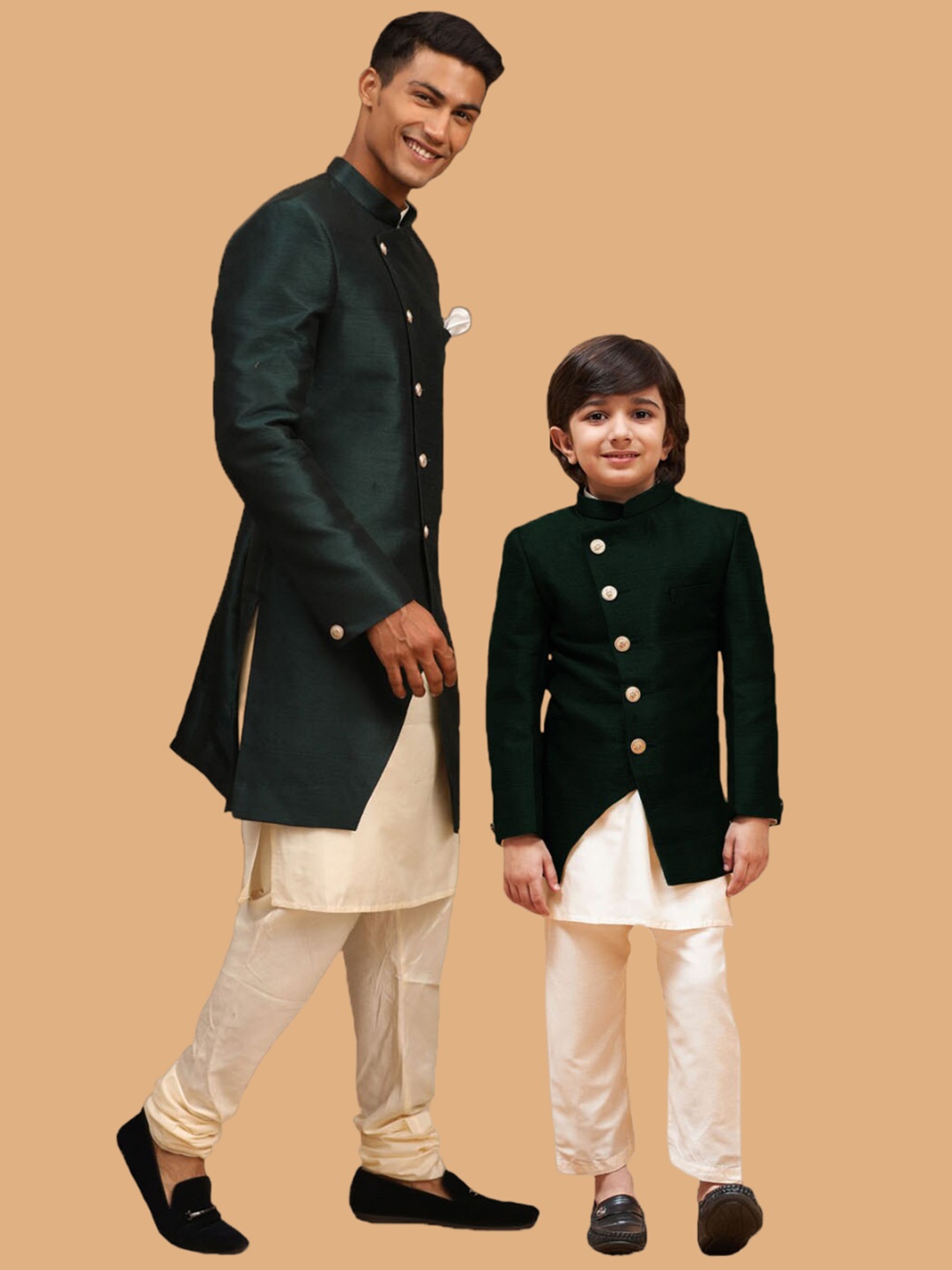 

VASTRAMAY Boys Angrakha Style Slim-Fit Indo Western Sherwani, Green