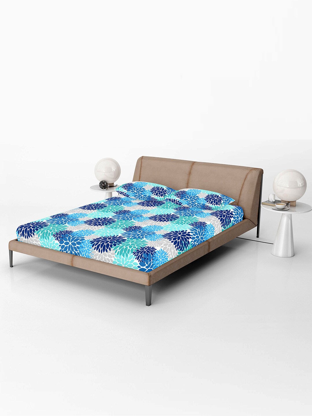 

Divine Casa Blue & White Floral 144 TC Queen Bedsheet with 2 Pillow Covers