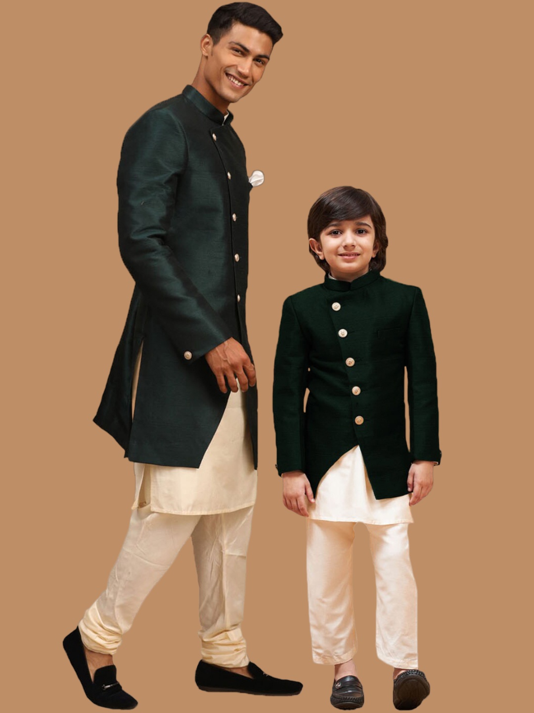 

VASTRAMAY Angrakha Style Indo Western Sherwani Set, Green