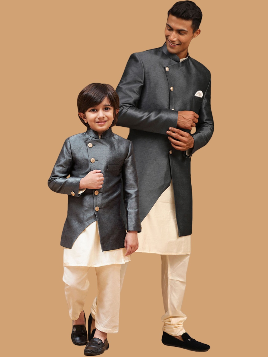 

VASTRAMAY Angrakha Style Indo Western Sherwani Set, Grey