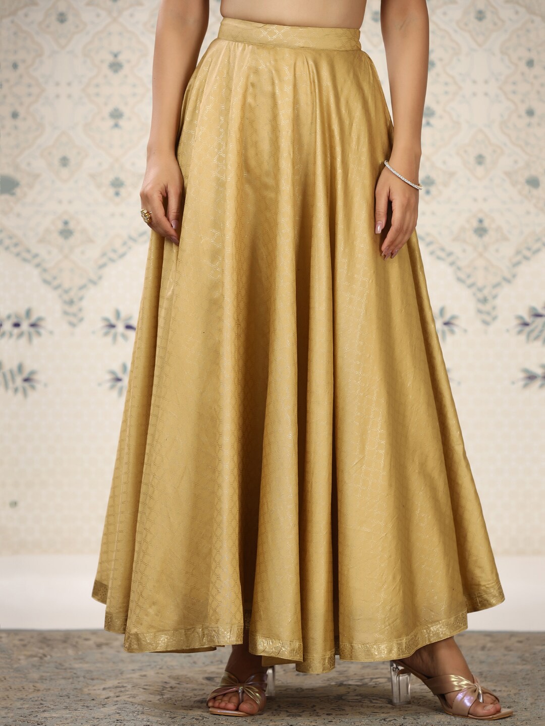 

Ode by House of Pataudi Beige Geometric Printed Flared Maxi Skirt