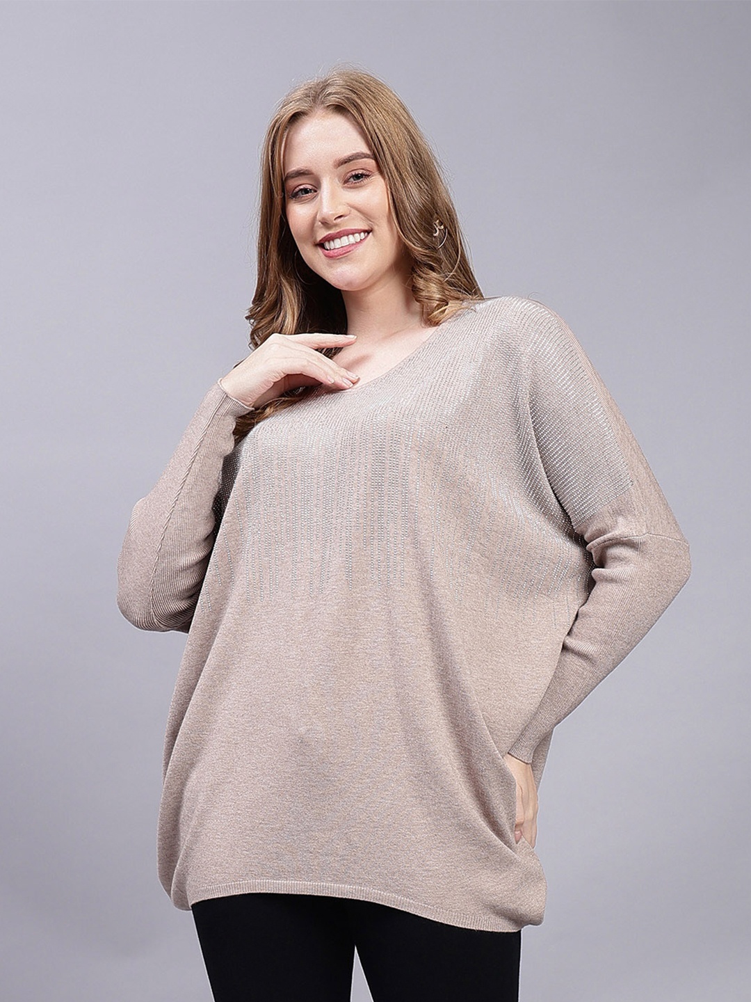 

Albion Drop Shoulder Sleeves Woollen Longline Pullover, Beige