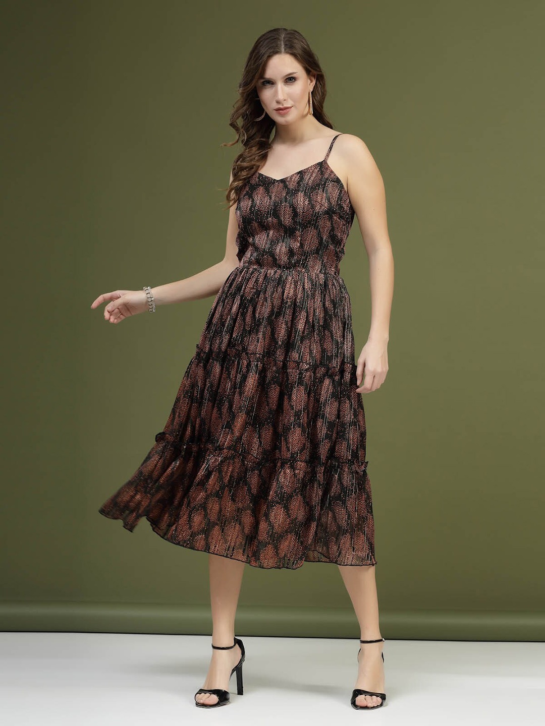 

plusS Floral Print Shoulder Strap Fit & flare Pleated Midi Dress, Brown