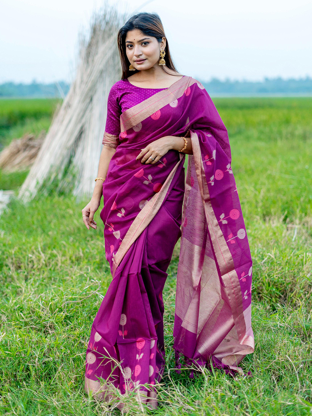 

VISHNU WEAVES Floral Woven Design Zari Mysore Silk Saree, Purple