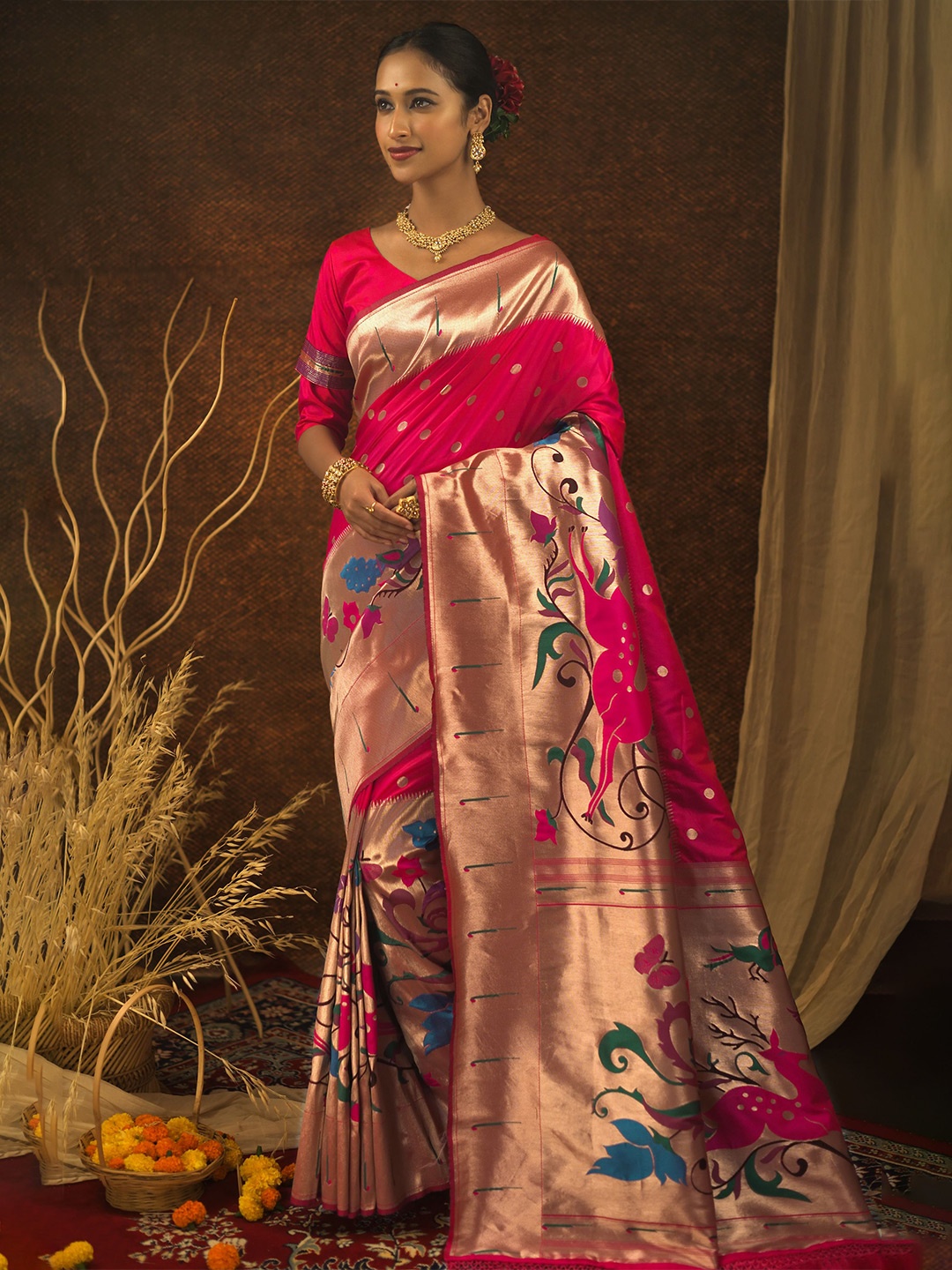 

VISHNU WEAVES Ethnic Motifs Woven Design Zari Pure Silk Paithani Saree, Pink