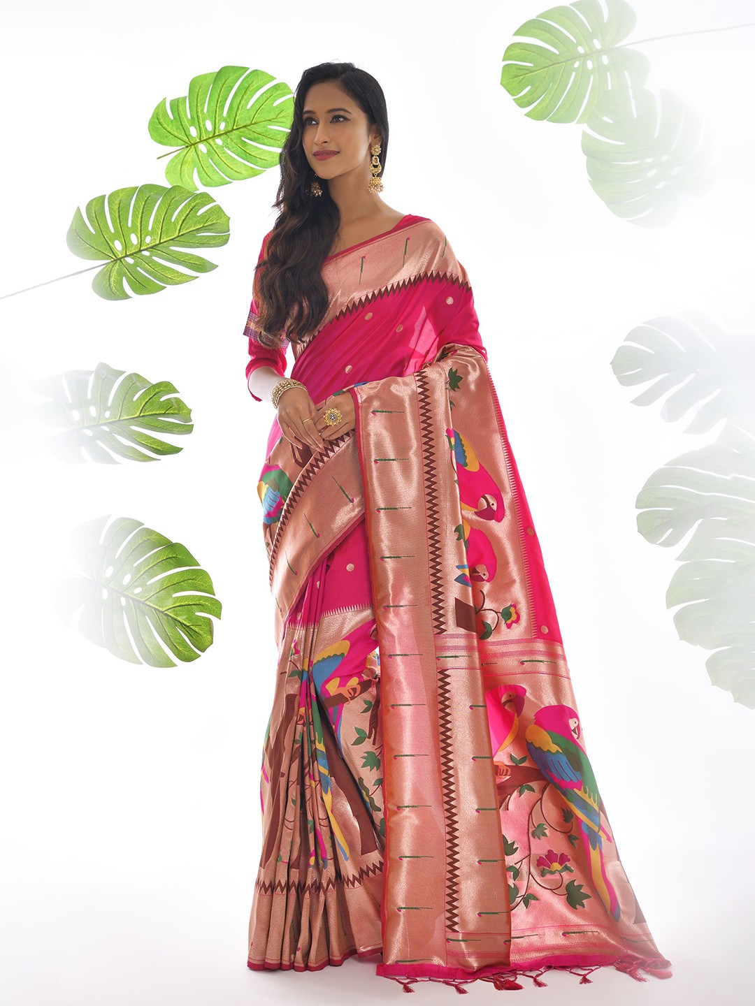 

VISHNU WEAVES Ethnic Motifs Woven Design Zari Pure Silk Paithani Saree, Pink
