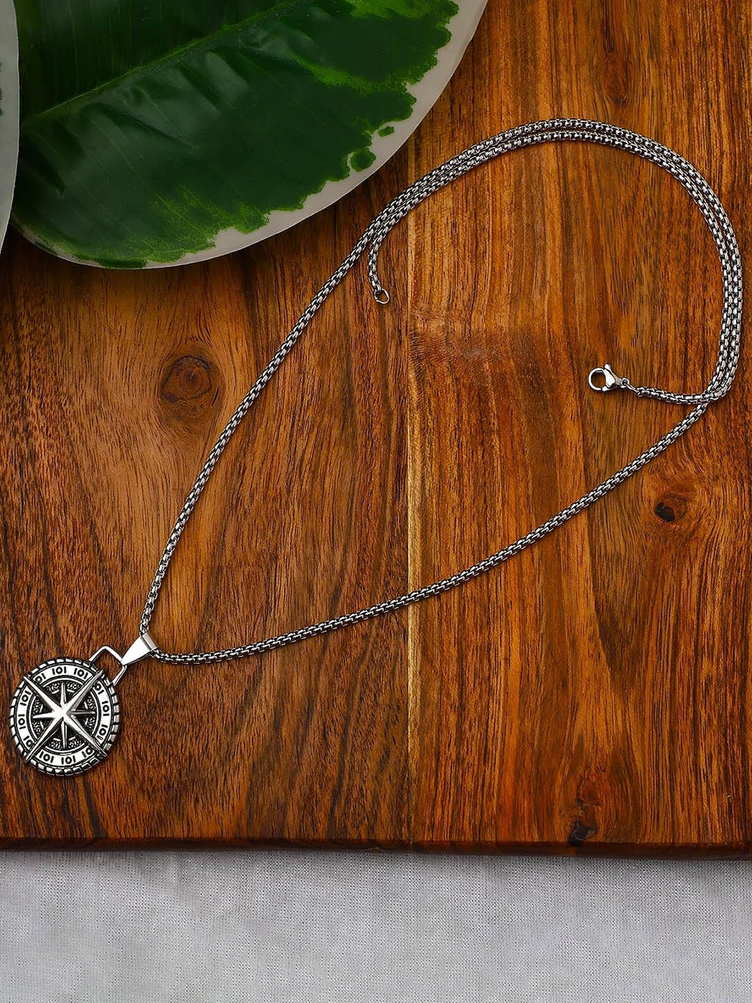 

Mahi Men Rhodium-Plated Cross Compass Round Pendant With Chain, Silver