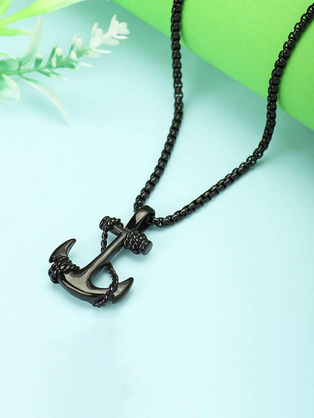 

Mahi Men Sailor Anchor Contemporary Pendant Box With Chain, Black
