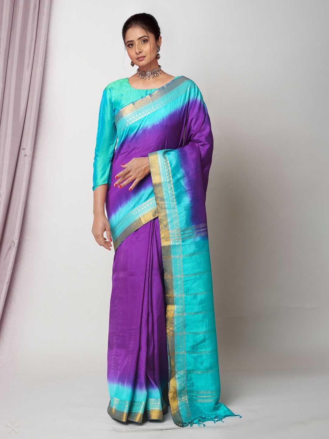 

Unnati Silks Ombre Dyed Handloom Mangalagiri Saree, Violet