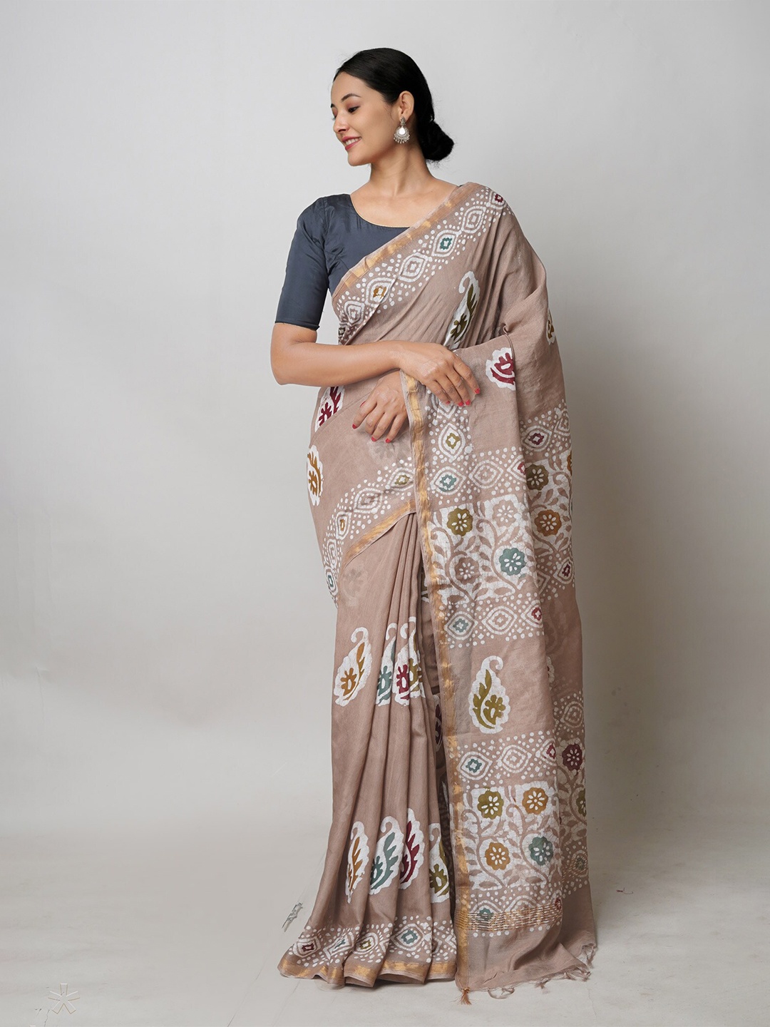 

Unnati Silks Batik Printed Silk Cotton Chanderi Saree, Beige