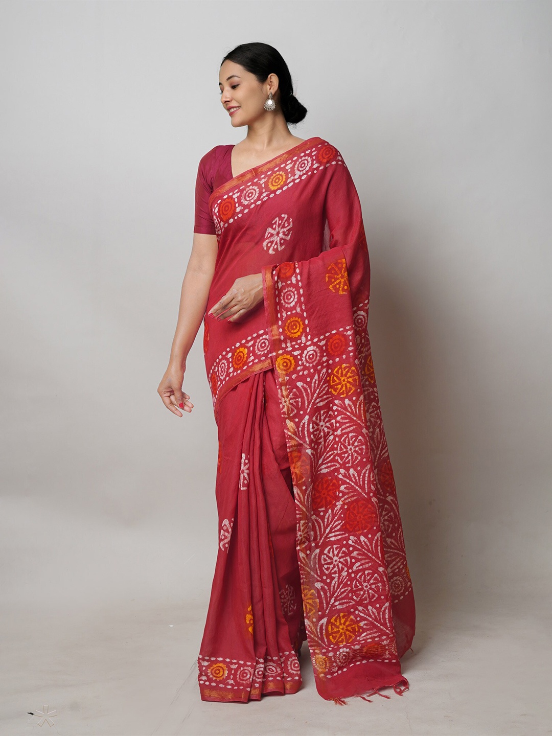 

Unnati Silks Batik Printed Silk Cotton Chanderi Saree, Red