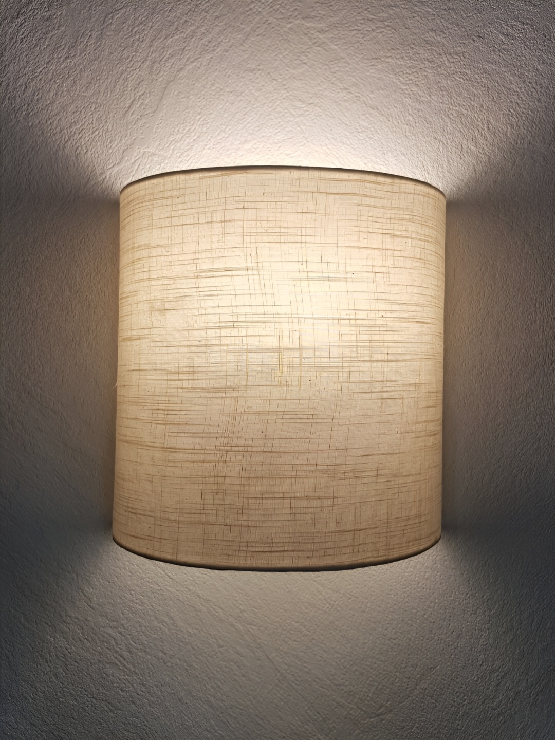 

Mufasa Cream-Coloured Metal Cylindrical Wall Lamp