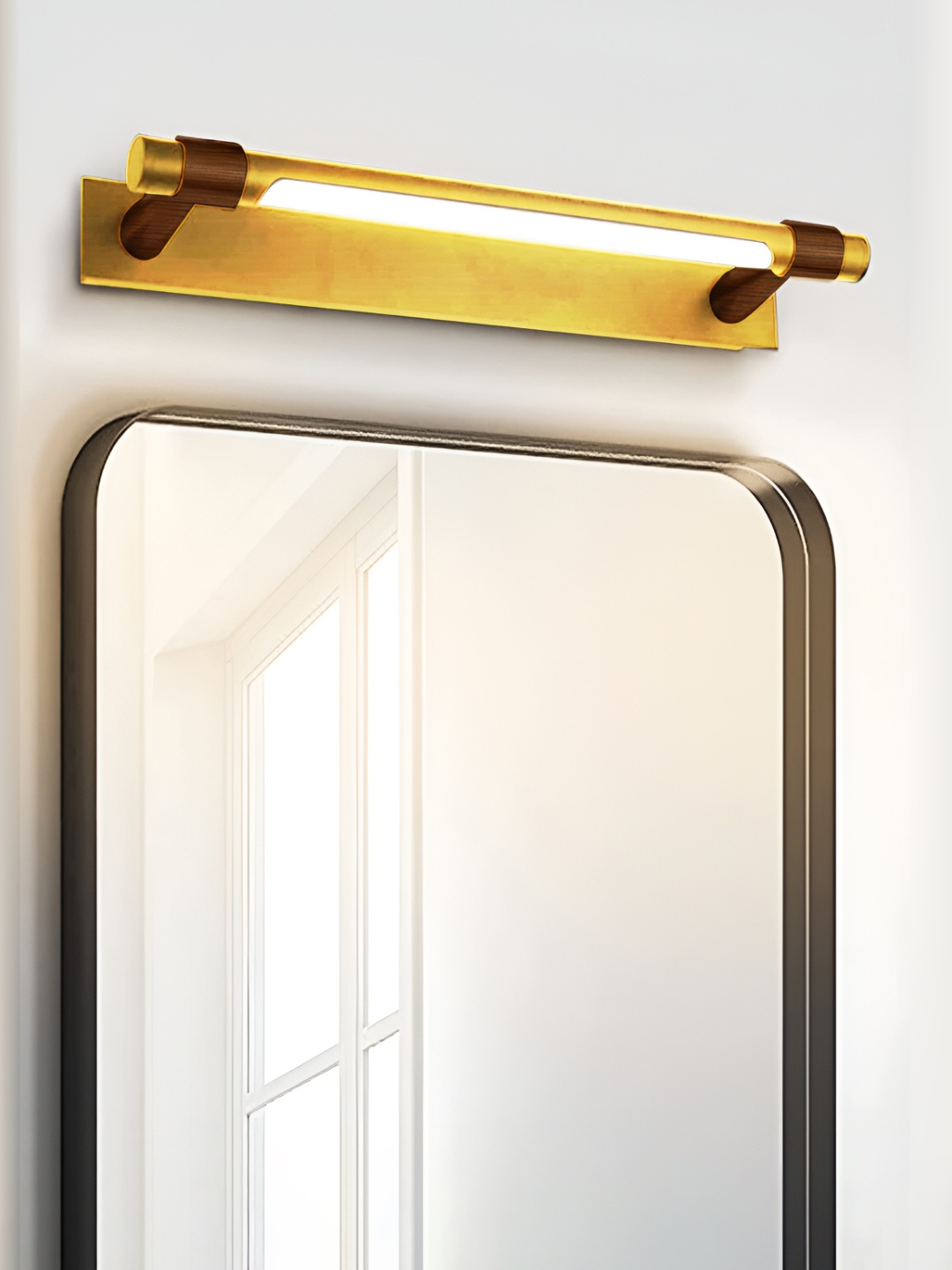 

Mufasa Gold-Toned Aluminium LED Picture Mirror Light Rectangular Wall Lamp