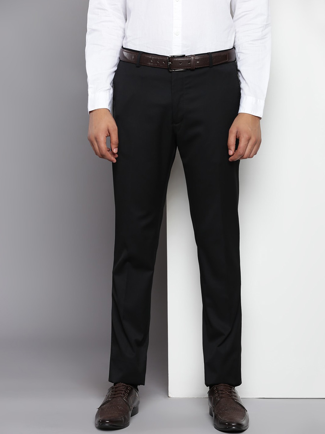 

Tommy Hilfiger Men Mid-Rise Formal Trousers, Black