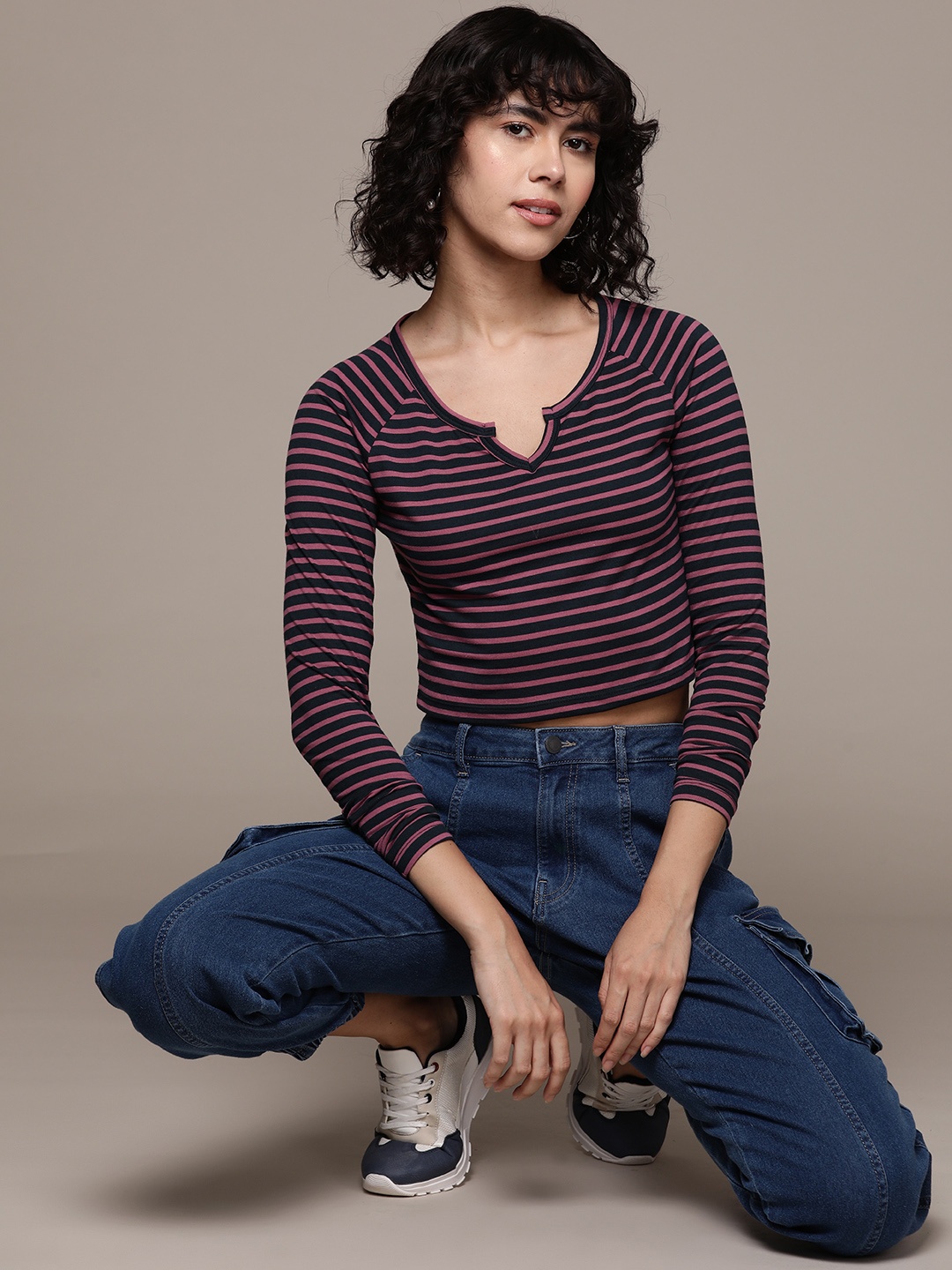 

The Roadster Lifestyle Co. Striped Crop Top, Pink