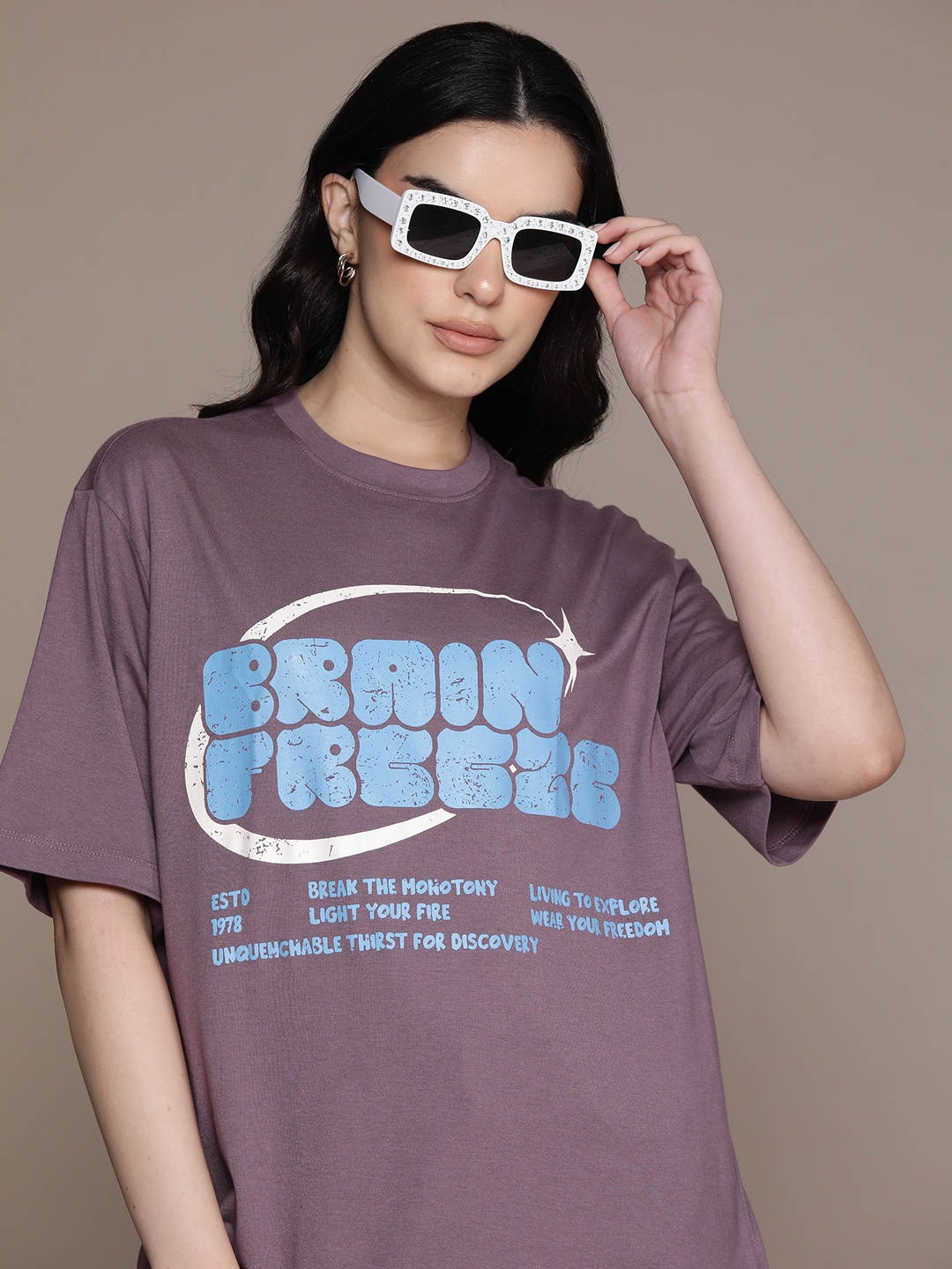 

The Roadster Lifestyle Co. Printed Drop-Shoulder Sleeves Oversized T-shirt, Mauve