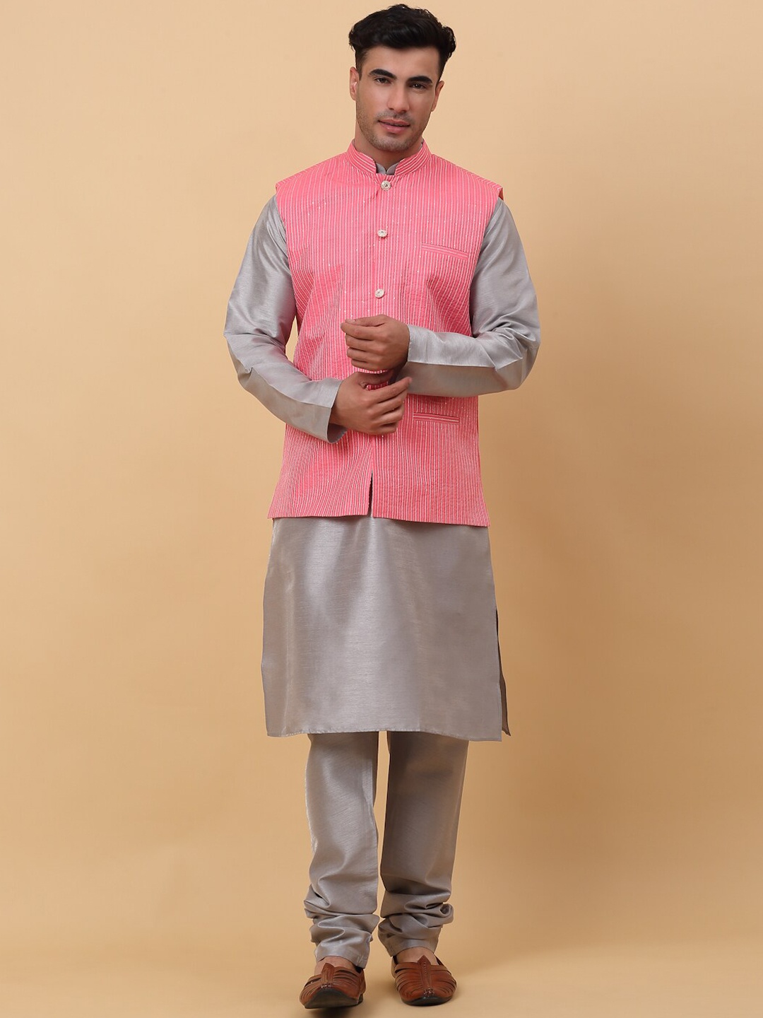 

KRAFT INDIA Mandarin Collar Kurta With Churidar & Striped Sequinned Nehru Jacket, Grey