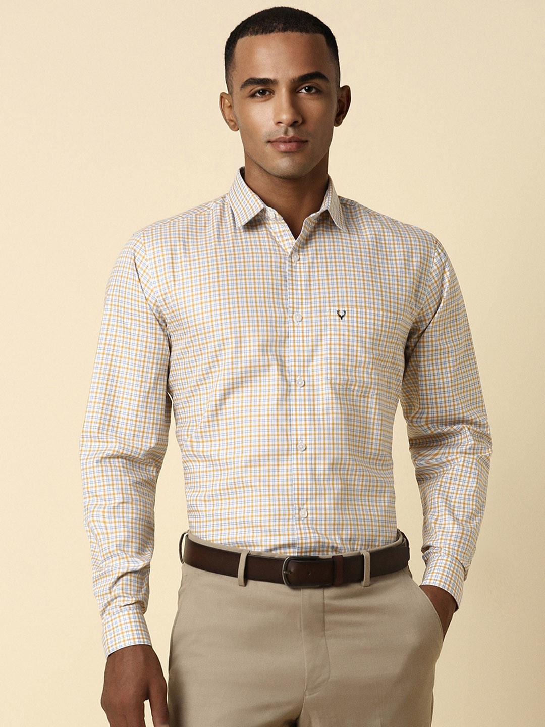 

Allen Solly Men Beige Slim Fit Checked Formal Shirt