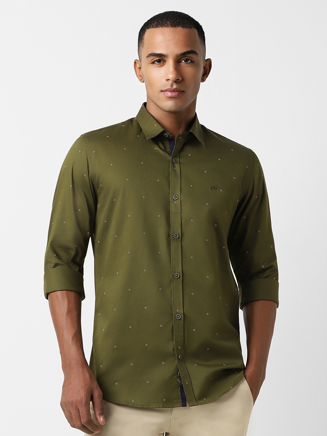 

Peter England Casuals Men Olive Green Slim Fit Printed Casual Shirt