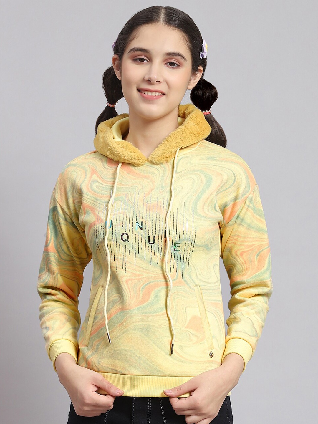

Monte Carlo Girls Abstract Printed Hooded Sweatshirt, Yellow