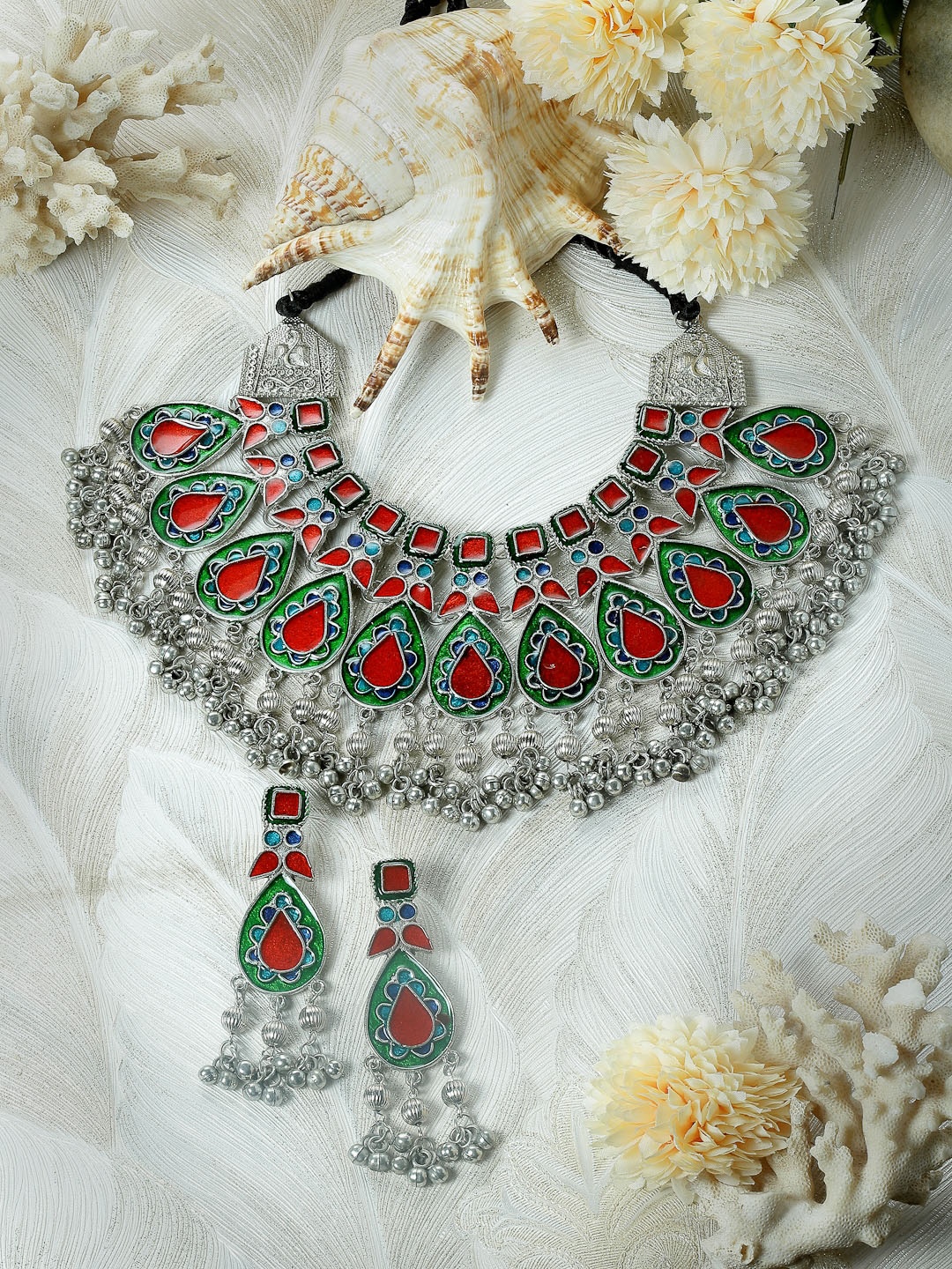 

Moedbuille Silver-Plated Beaded Tribal Tasselled Design Jewellery Set