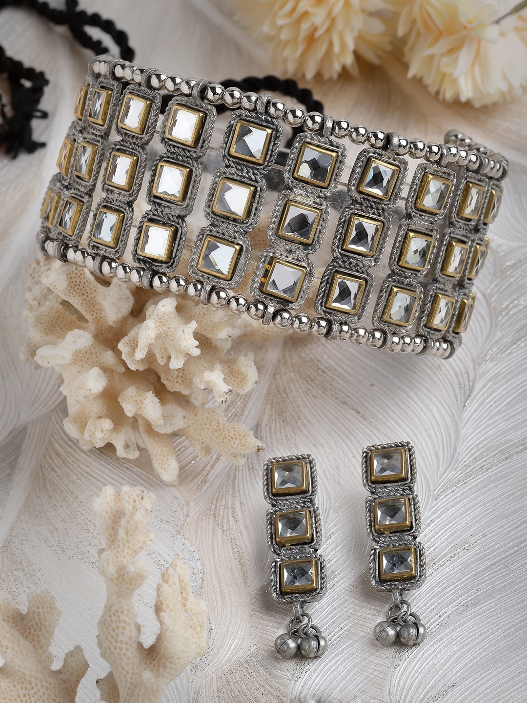 

Moedbuille Silver-Plated Stone Studded Oxidised Chocker Necklace & Earrings