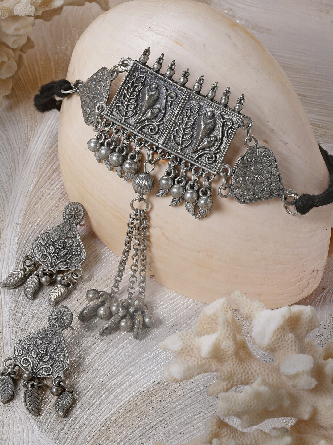 

Moedbuille Silver-Plated Beaded Tasselled Oxidised Necklace and Earrings