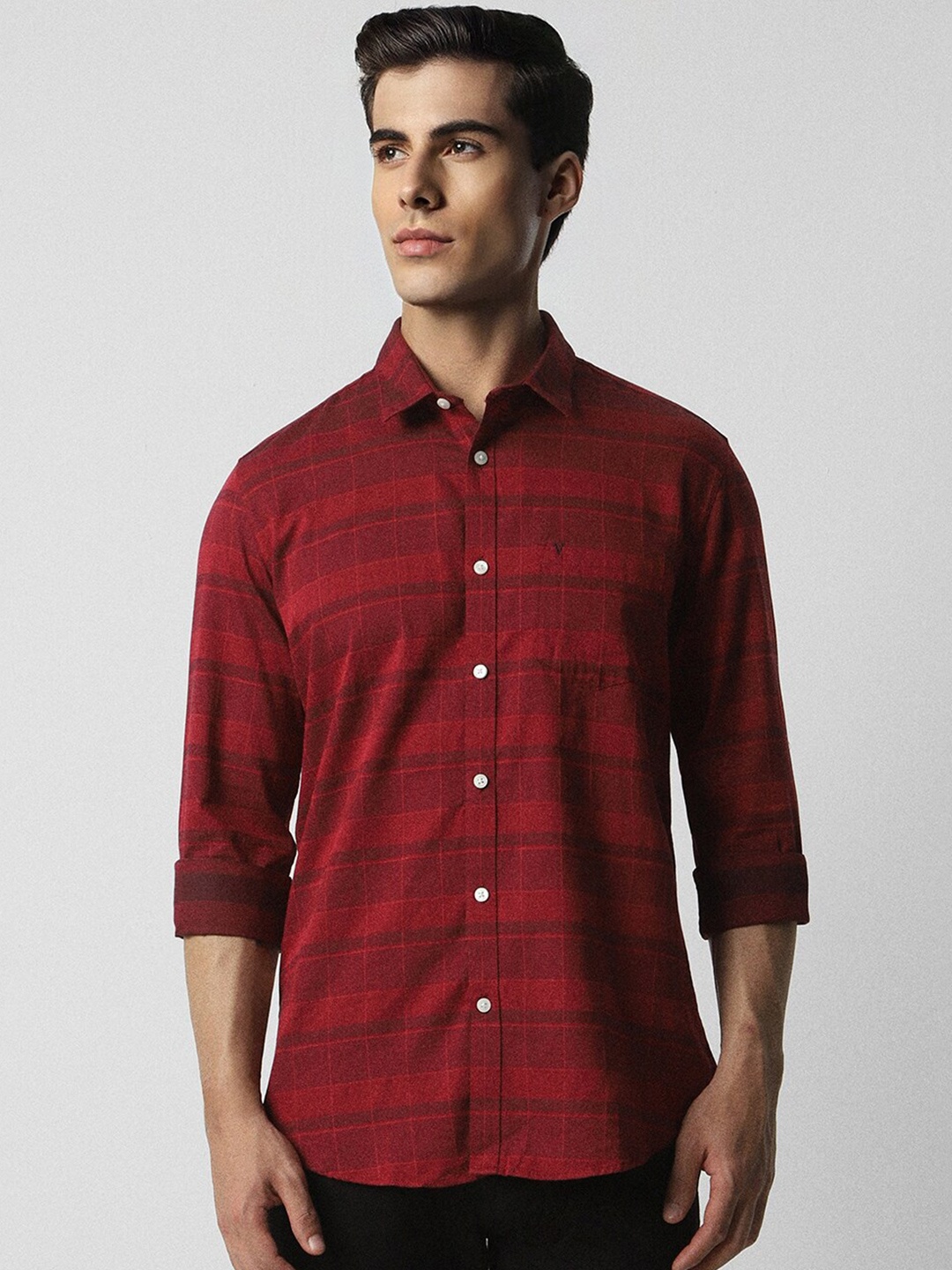

Van Heusen Sport Slim Fit Checked Pure Cotton Casual Shirt, Red