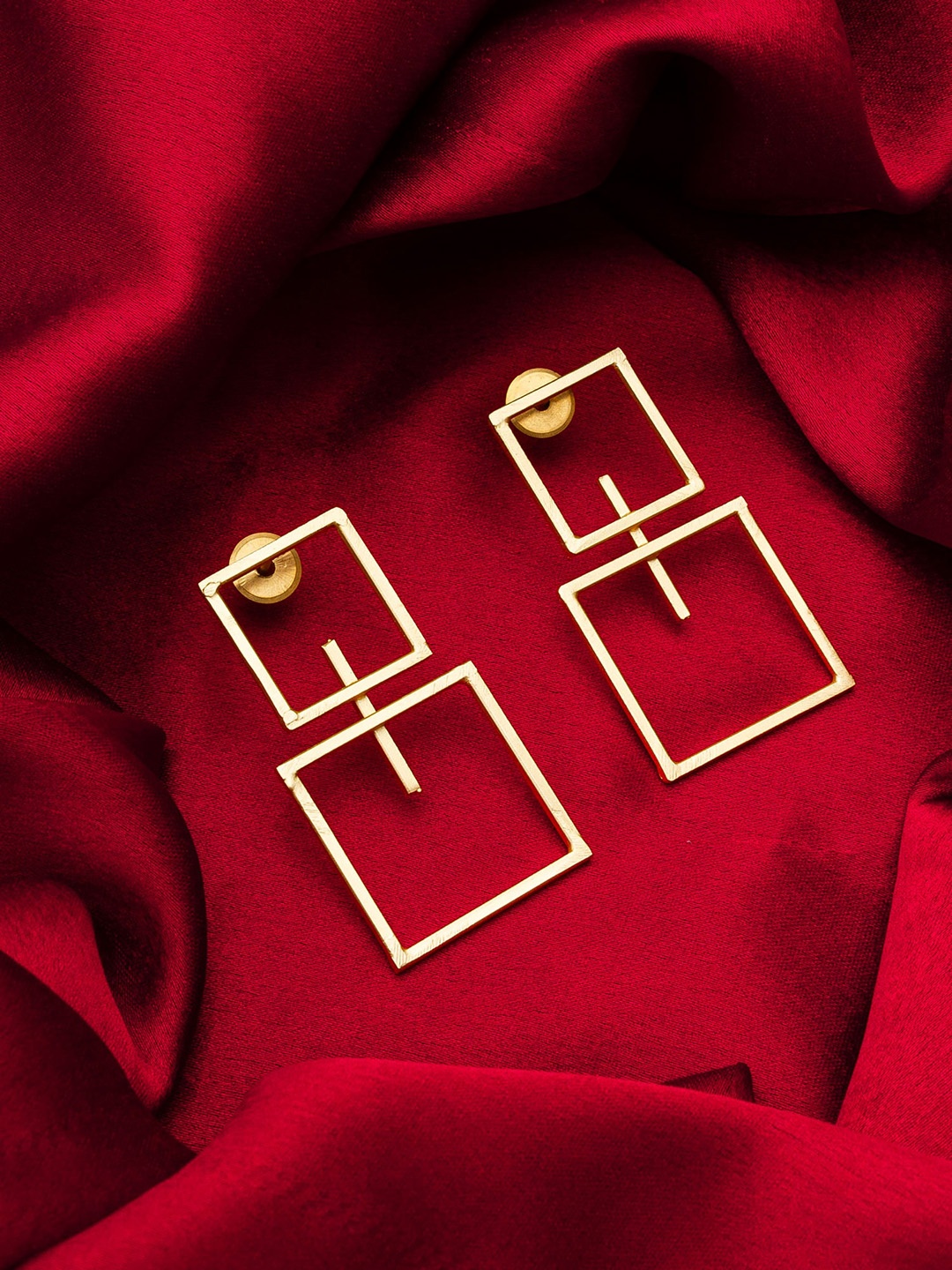 

aadita Gold-Plated Drop Earrings