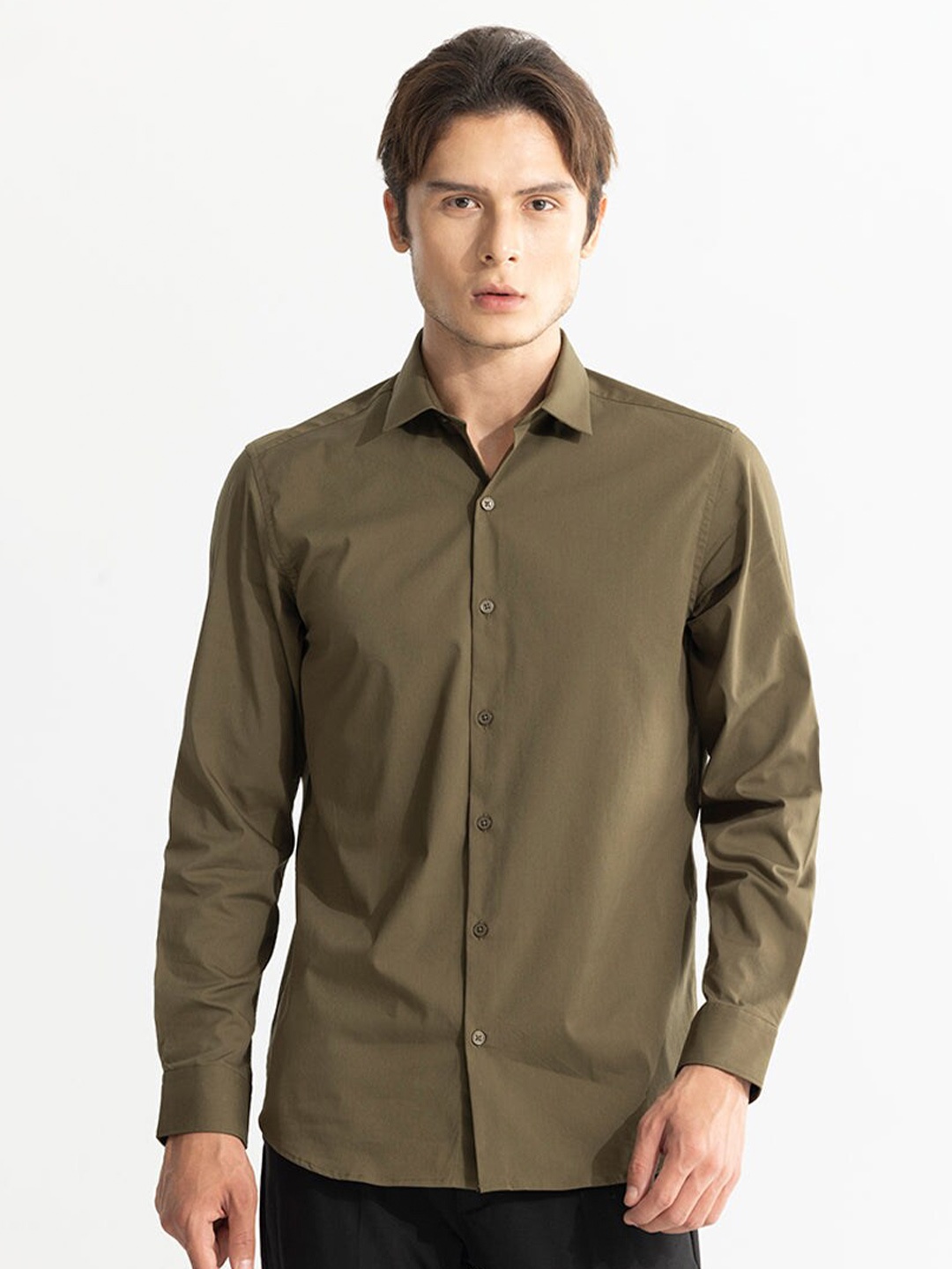 

Snitch Olive Green Classic Slim Fit Pure Cotton Casual Shirt