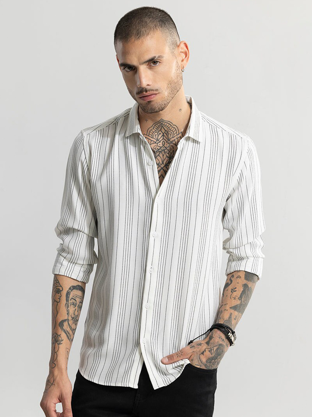 

Snitch White & Black Striped Classic Slim Fit Casual Shirt