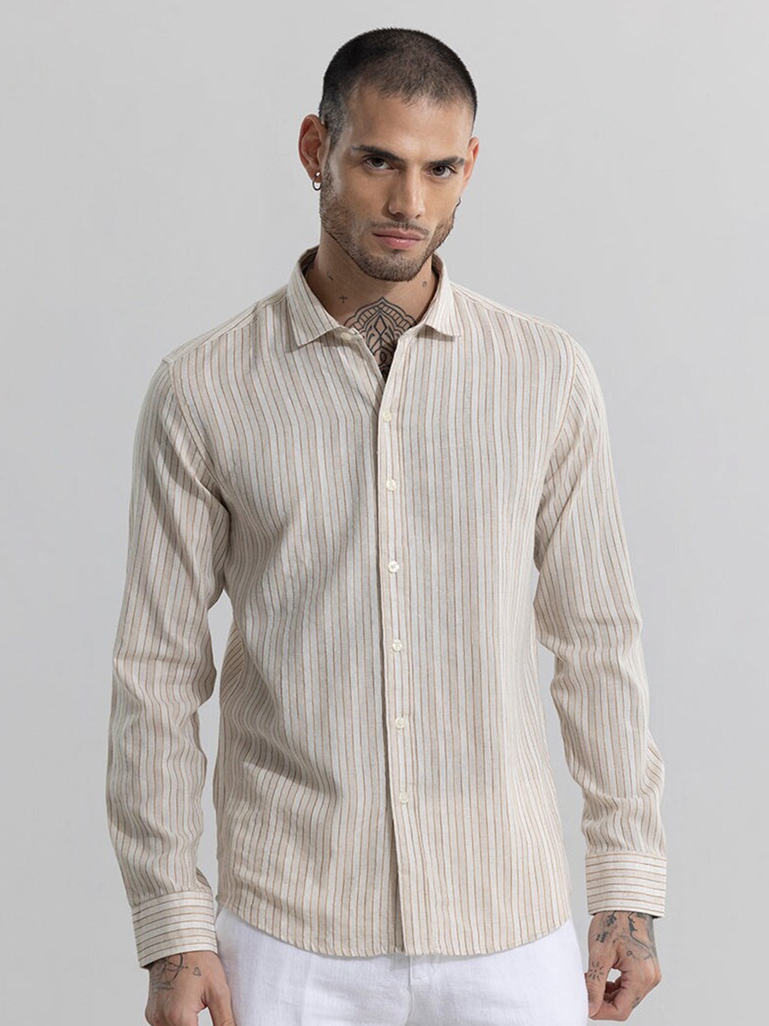 

Snitch Classic Slim Fit Striped Linen Cotton Casual Shirt, Beige