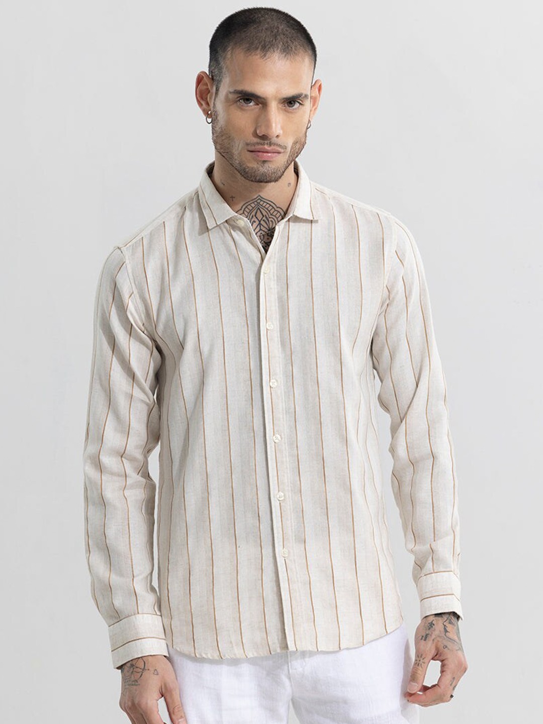 

Snitch Classic Slim Fit Vertical Striped Spread Collar Casual Shirt, Off white