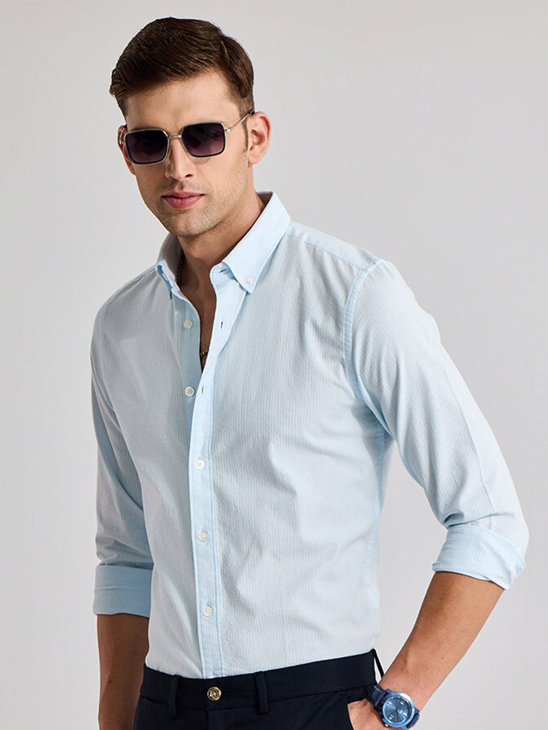 

Snitch Blue Classic Slim Fit Button-Down Collar Pure Cotton Casual Shirt