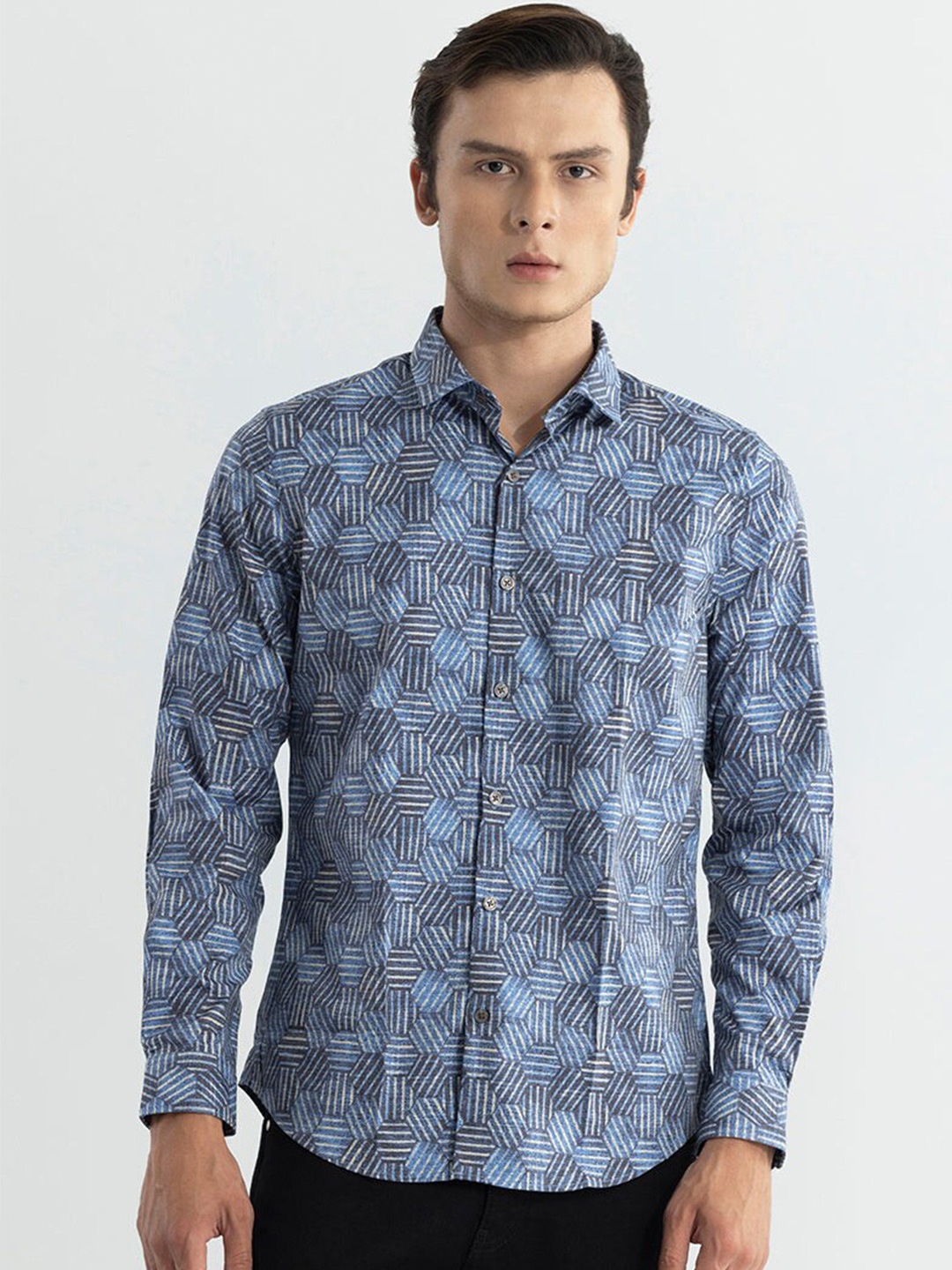 

Snitch Blue & Grey Geometric Printed Classic Slim Fit Casual Shirt