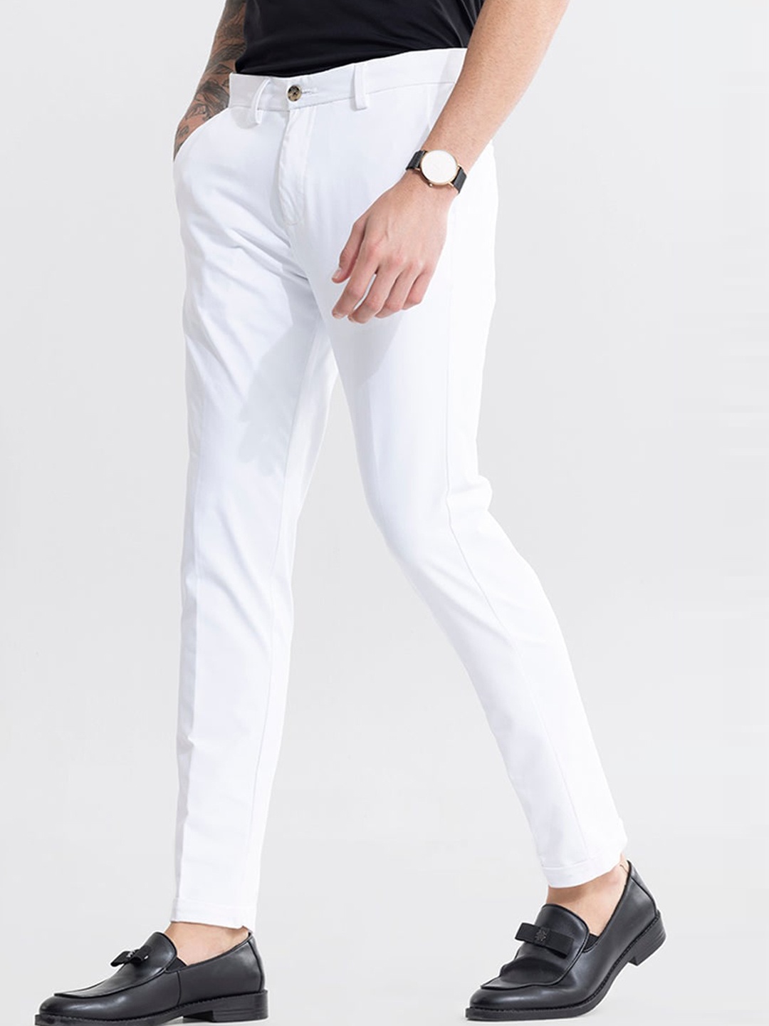 

Snitch Men White Slim Fit Mid-Rise Plain Cotton Chinos
